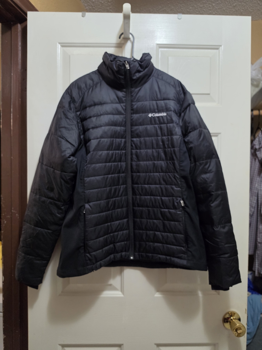 Columbia Women's Black Packable Puffer Jacket